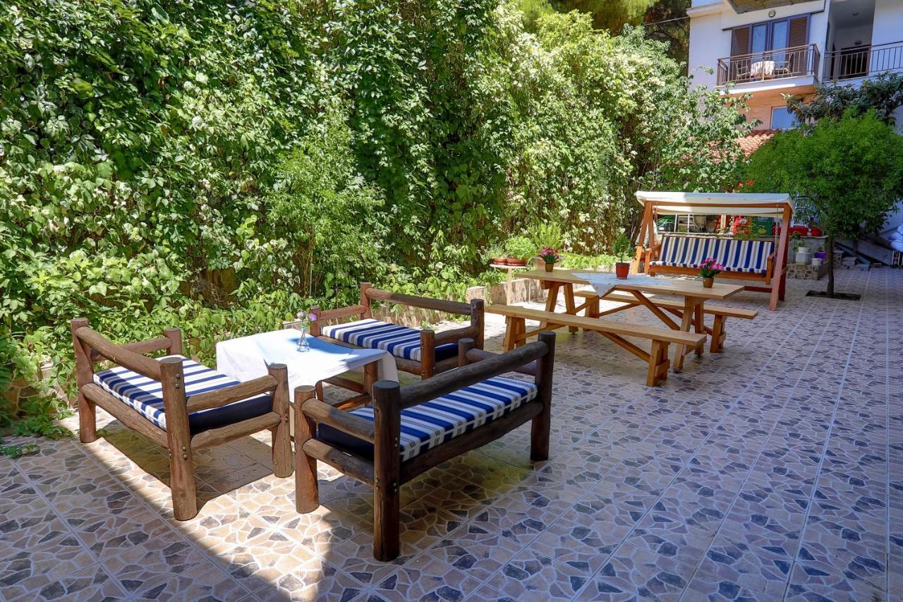 Maik Apartments Метаморфоси Екстериор снимка