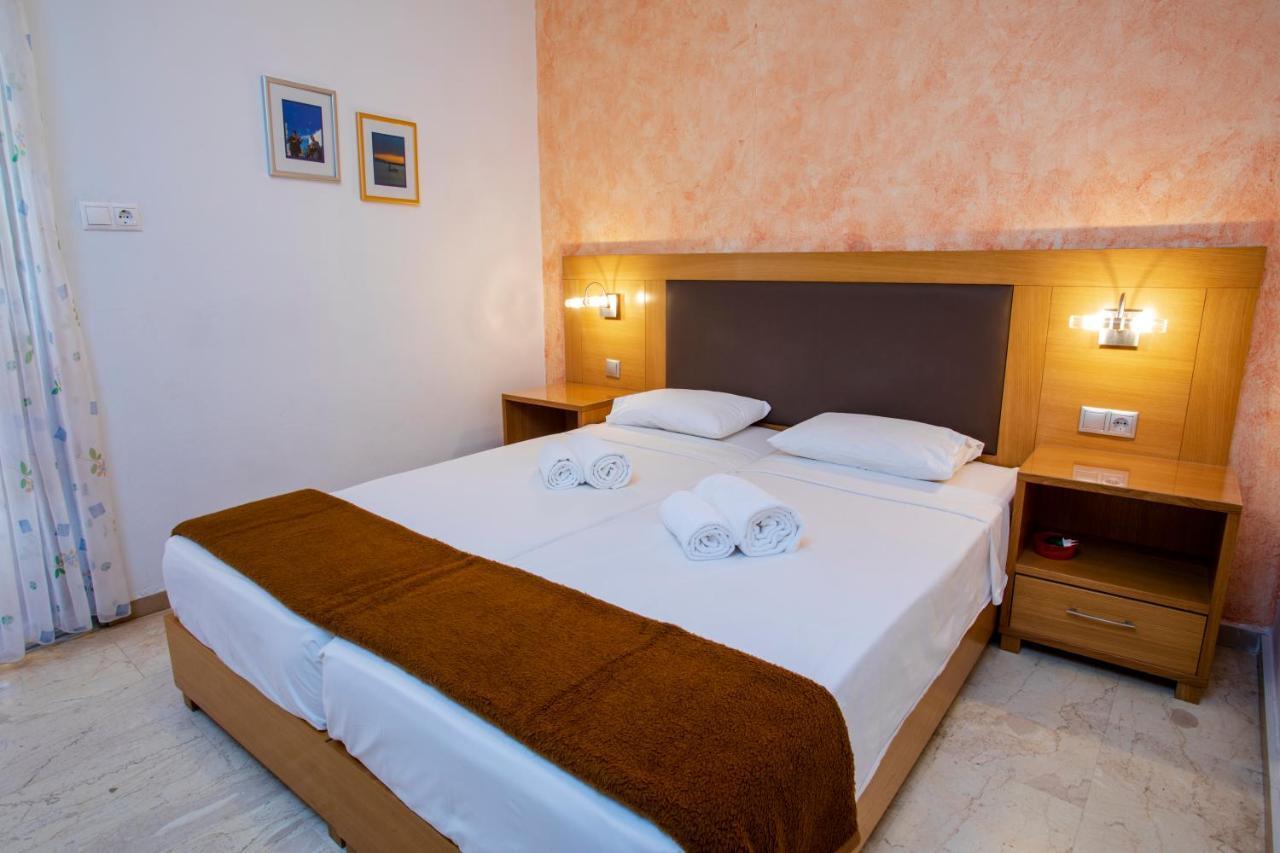 Maik Apartments Метаморфоси Екстериор снимка