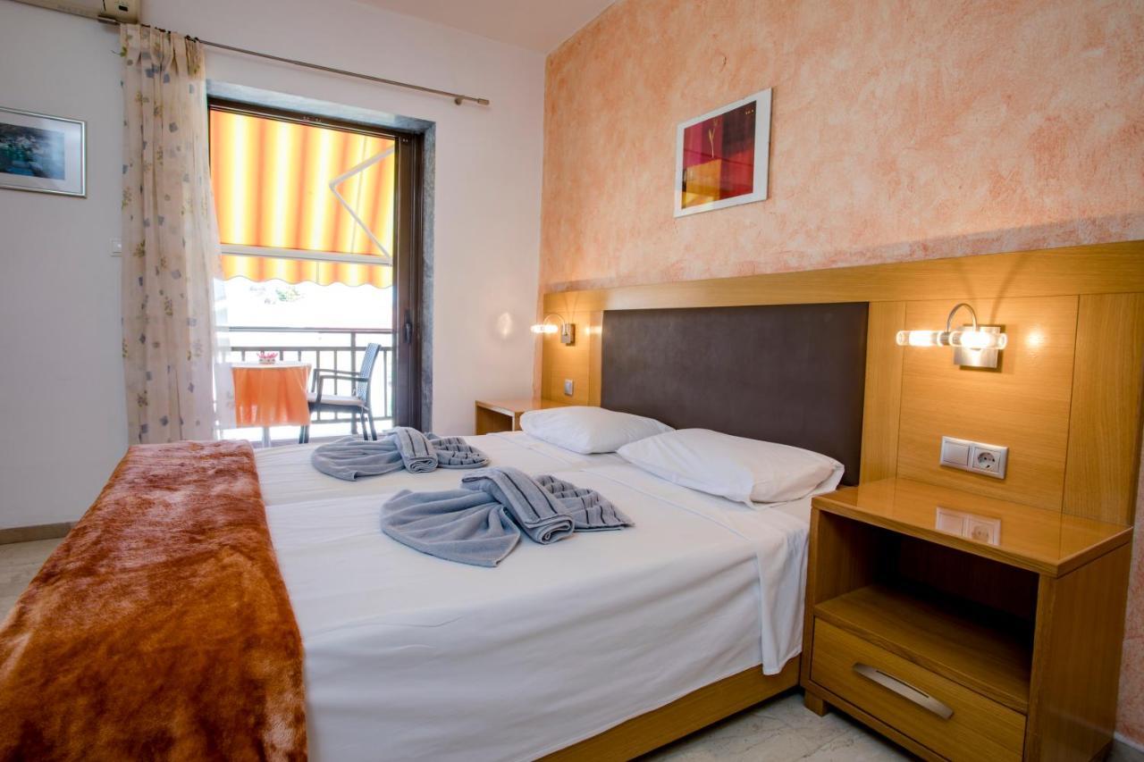 Maik Apartments Метаморфоси Екстериор снимка