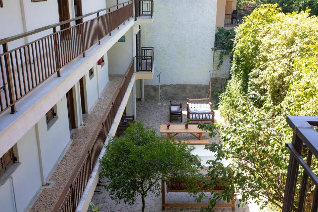 Maik Apartments Метаморфоси Екстериор снимка